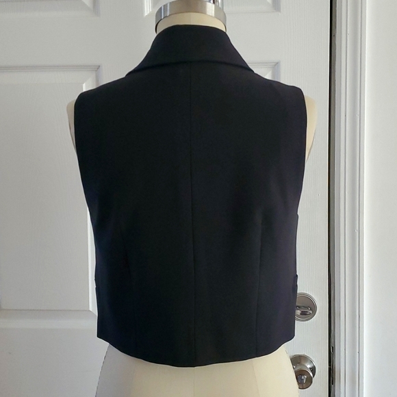 ZARA JEWEL BUTTON CROPPED VEST SIZE MEDIUM - Picture 4 of 8